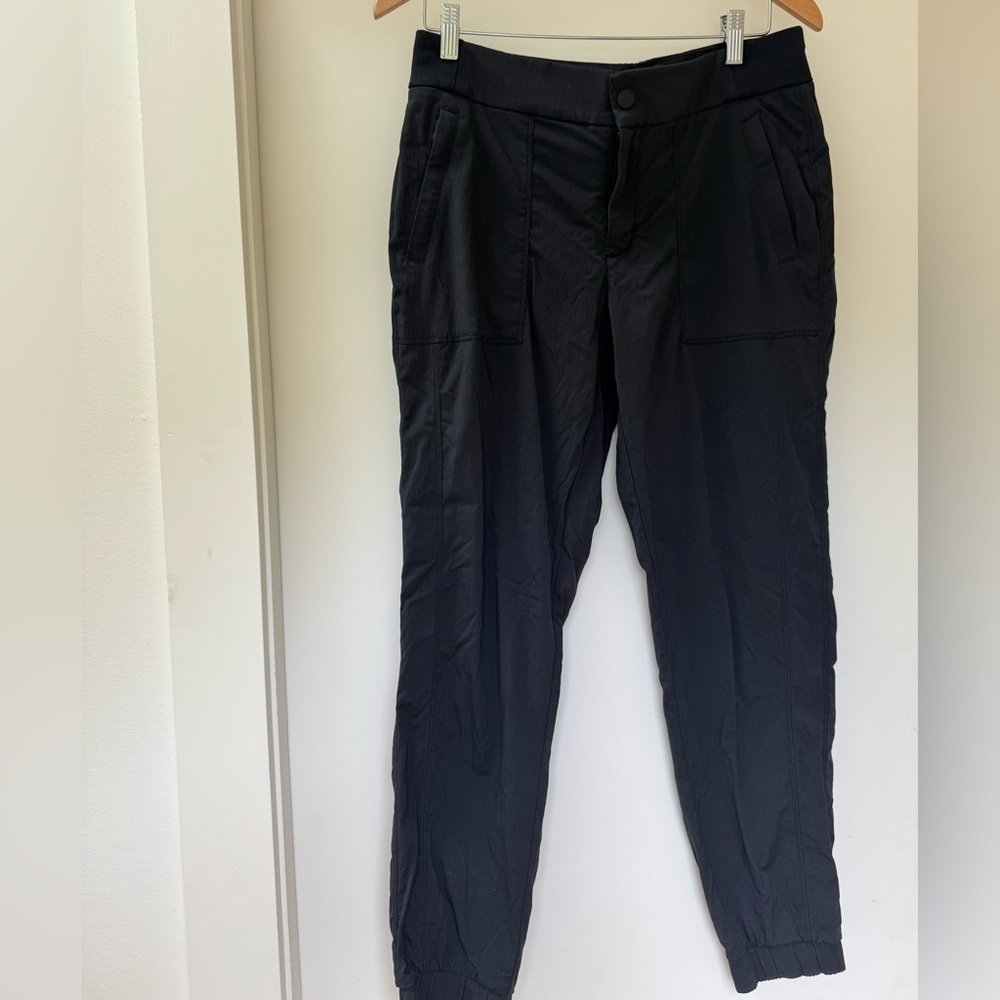 Athleta Joggers. Black Nylon/Spandex. Size 8.